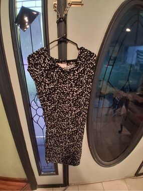 MICHAEL Michael Kors Black and White Printed Midi Sheath Dress